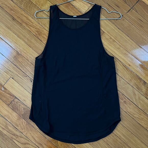 Lululemon Black Mesh Racerback Scoop Bottom Tank Top Size 6 - Picture 5 of 7